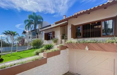 Casa com 4 quartos à venda na rua pedro carneiro pereira, 90, teresópolis, porto alegre por r$ 1.680.000