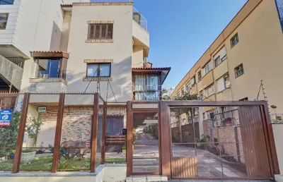 Casa em condomínio fechado com 3 quartos à venda na rua miguel couto, 293, menino deus, porto alegre por r$ 899.000