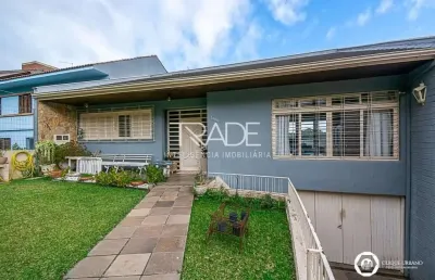 Casa com 5 quartos à venda na rua caeté, 1000, vila assunção, porto alegre por r$ 1.480.000