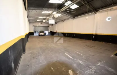 Salão para aluguel com 580 m², 1 quarto 20 vagas em centro, campinas