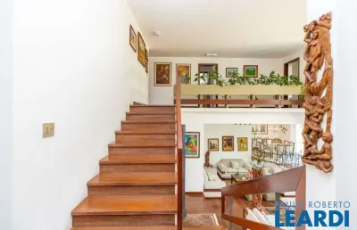 Casa com 4 quartos à venda no Jardim Marajoara, São Paulo 