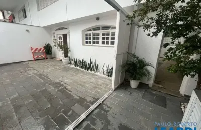 Casa com 5 quartos para alugar na Vila Madalena, São Paulo 