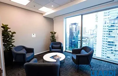 Sala comercial para alugar na Vila Olímpia, São Paulo 