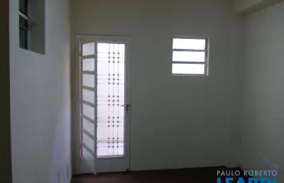 Casa com 3 quartos para alugar na Vila Olímpia, São Paulo 
