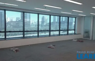 Ponto comercial à venda na Vila Olímpia, São Paulo 