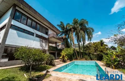 Casa com 5 quartos à venda no Jardim Marajoara, São Paulo 