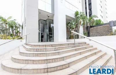 Sala comercial à venda na Chácara Santo Antônio, São Paulo 