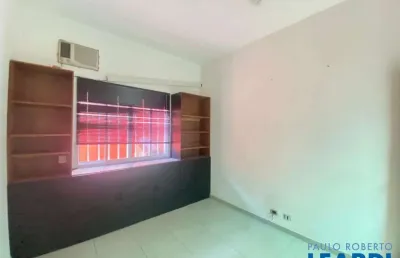 Casa com 7 quartos para alugar na Vila Madalena, São Paulo 