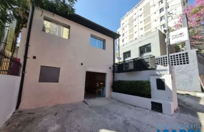 Casa com 2 quartos para alugar na Vila Olímpia, São Paulo 