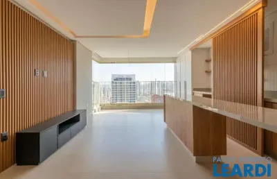Apartamento com 2 quartos à venda em Pinheiros, São Paulo 
