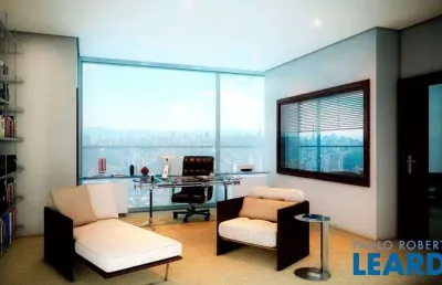 Sala comercial à venda em Pinheiros, São Paulo 