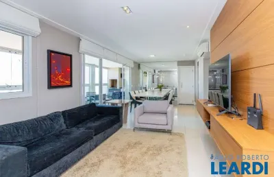 Apartamento com 3 quartos à venda na Chácara Santo Antônio, São Paulo 