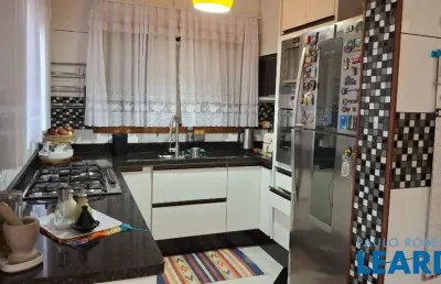 Casa com 3 quartos à venda no Campo Grande, São Paulo 