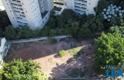 Terreno à venda no Morumbi, São Paulo 