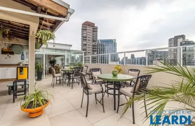 Cobertura com 3 quartos à venda na Vila Olímpia, São Paulo 