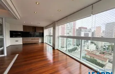 Apartamento com 3 quartos para alugar na Vila Olímpia, São Paulo 