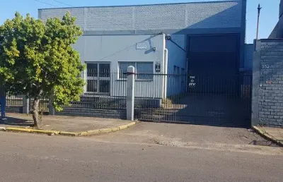 Pavilhão de 2.000 m², com escritório e galpão amplos, para venda