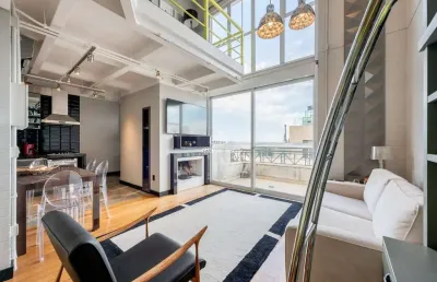 Apartamento com 1 quarto para alugar na rua padre chagas, 51, moinhos de vento, porto alegre por r$ 5.900