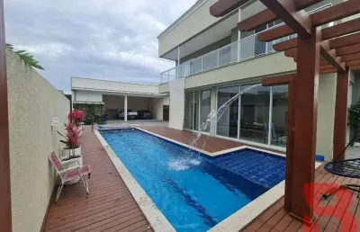 Lindo sobrado de alto padrão com uma linda piscina;  frente para a avenida dom henrique ii- 03 quartos sendo 01 suíte com closet