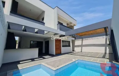 Sobrado novo 03 suítes e piscina - excelente padrão de acabamento, localizado no baln. rainha do mar