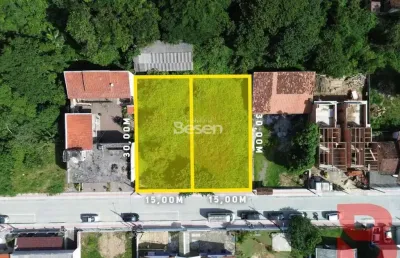 Dois terrenos totalizando 900,00m², no bairro itapema do norte em itapoá - rua pavimentada e com calçamento