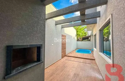 Oportunidade de casa com excelente padrão de acabamentos proximo ao mar, região em desenvolvimento