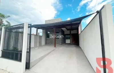 Imóvel em alvenaria, no baln. cambiju, medindo aprox. 157,00m², terreno de 180,00m², contendo 03 quartos (01 suíte) .
