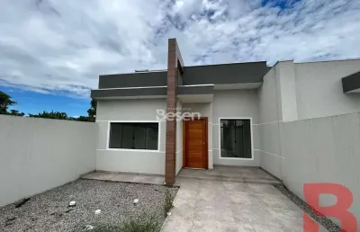 Casa com excelente localização por r$ 340.000,00 (02 dormitorios, banheiro social, sala e cozinha, vaga de garagem)