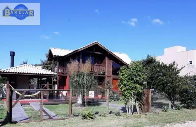 Casa à venda em florianópolis, são joão do rio vermelho, com 3 quartos, com 125 m²