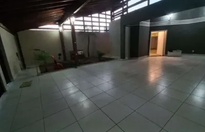 Casa com 3 quartos à venda no Jardim Paulista, Bauru 