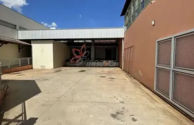 Barracão com câmaras frias, vila coralina, bauru-sp