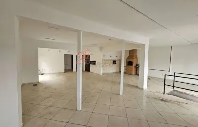 Salão comercial para locação próximo a avenida getúlio vargas