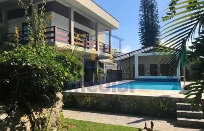 Casa em condomínio fechado com 6 quartos à venda na rua adília carneiro, balneario praia do perequê, guarujá, 600 m2 por r$ 1.690.000