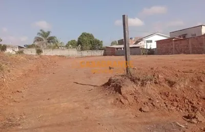 Chacara com 1.000 metros quadrados no jardim magestic