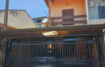 Casa com 03 quartos, 107m² no jardim das industrias sjc