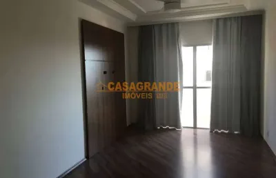 Apartamento com 02 quartos, 72m² no palmeiras de são josé