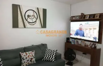 Casa com 03 quartos, conjunto residencial dom pedro i