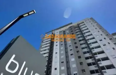 Apartamento com 02 quartos, no vila industrial  sjc