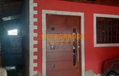 Casa com 03 quartos, 87m² no parque interlagos, sjc