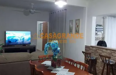 Casa com 2 quartos à venda na Vila Rossi, São José dos Campos 