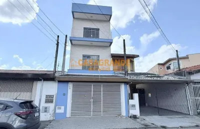 Alugo prédio comercial com 360 m² na vila industrial
