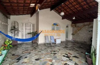 Casa com edícula 03 quartos no conjunto residencial trinta e um de março