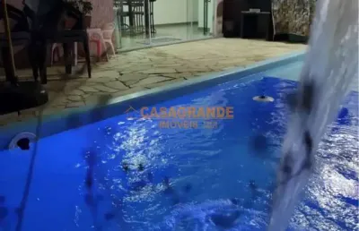 Casa com 3 quartos, 88 m² - piscina - jardim das flores