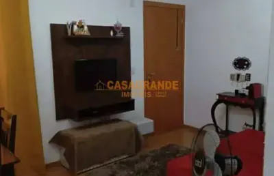 Apartamento com 02 quartos, no residencial frei galvão, sjc