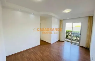 Apartamento com 02 quartos, no jardim americano  sjc