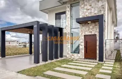 Casa sobrado moderno e sofisticado, 3 suítes 230 m²