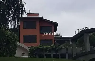Casa com 3 dormitórios à venda, 240 m² por r$ 1.700.000,00 - condomínio residencial alpes de guararema - guararema/sp