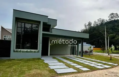 Casa com 3 dormitórios à venda, 185 m² por r$ 1.800.000,00 - condomínio residencial terras da freguesia - guararema/sp