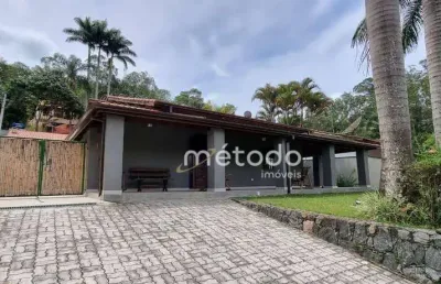 Casa com 4 dormitórios para alugar por r$ 6.500,00/mês - condomínio residencial alpes de guararema - guararema/sp