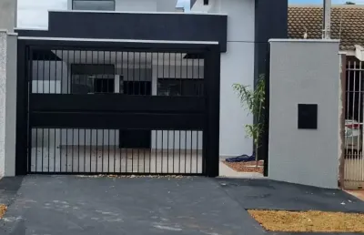 Casa com 3 quartos à venda na Avenida Tuiuti, 87, Jardim Colina Verde, Maringá
